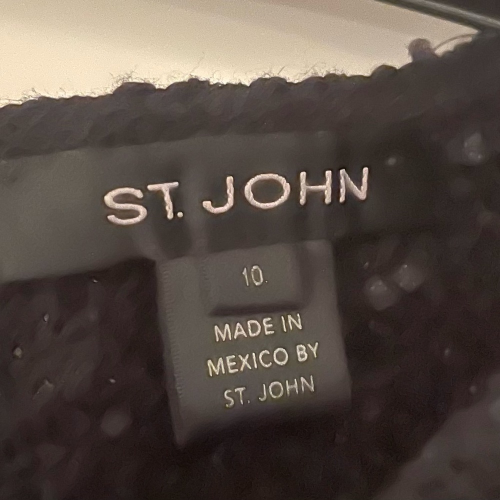 St.John Black BOUCLE Shift Dress size 10